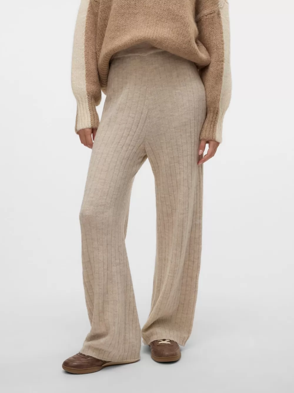 VERO MODA Loose fit Housut Birch Flash Sale