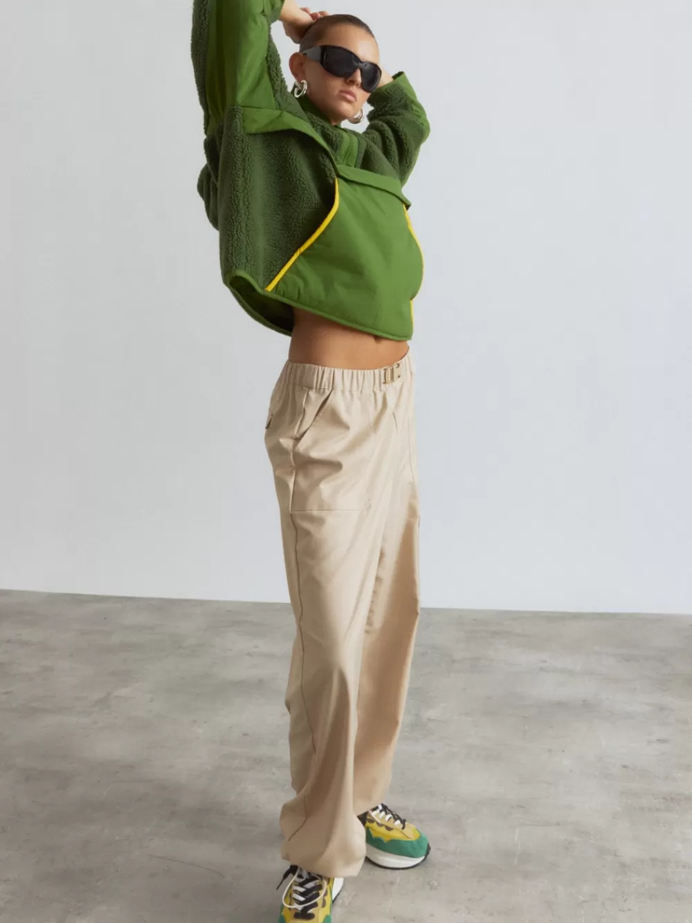 VERO MODA SNJACKIE Urheiluhousut Oatmeal Flash Sale
