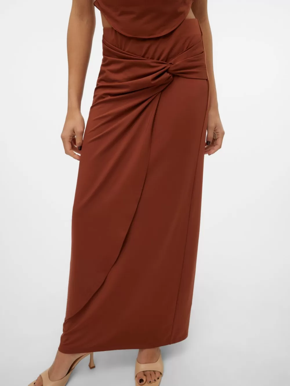 VERO MODA SNMILA Normaali vyötärö Pitkä hame Cherry Mahogany Best Sale