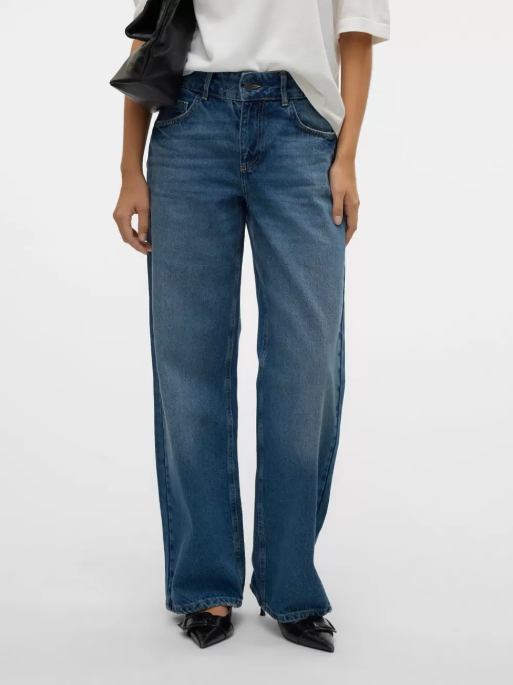 VERO MODA SNRANCY Normaali vyötärö Wide fit Farkut Medium Blue Denim Outlet