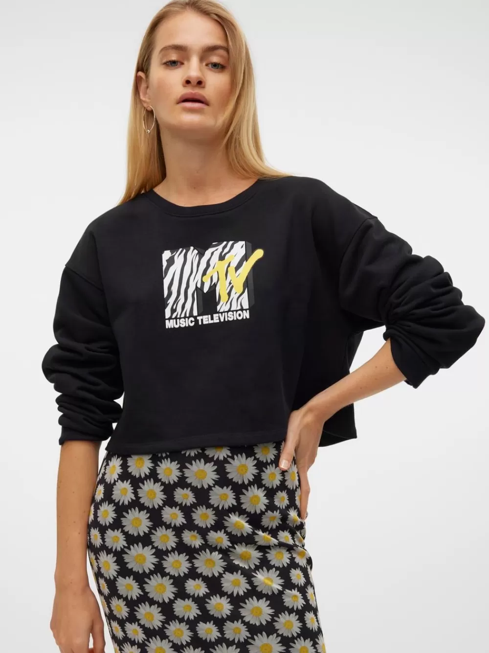 VERO MODA SNSUSAN Svetarit Black Fashion