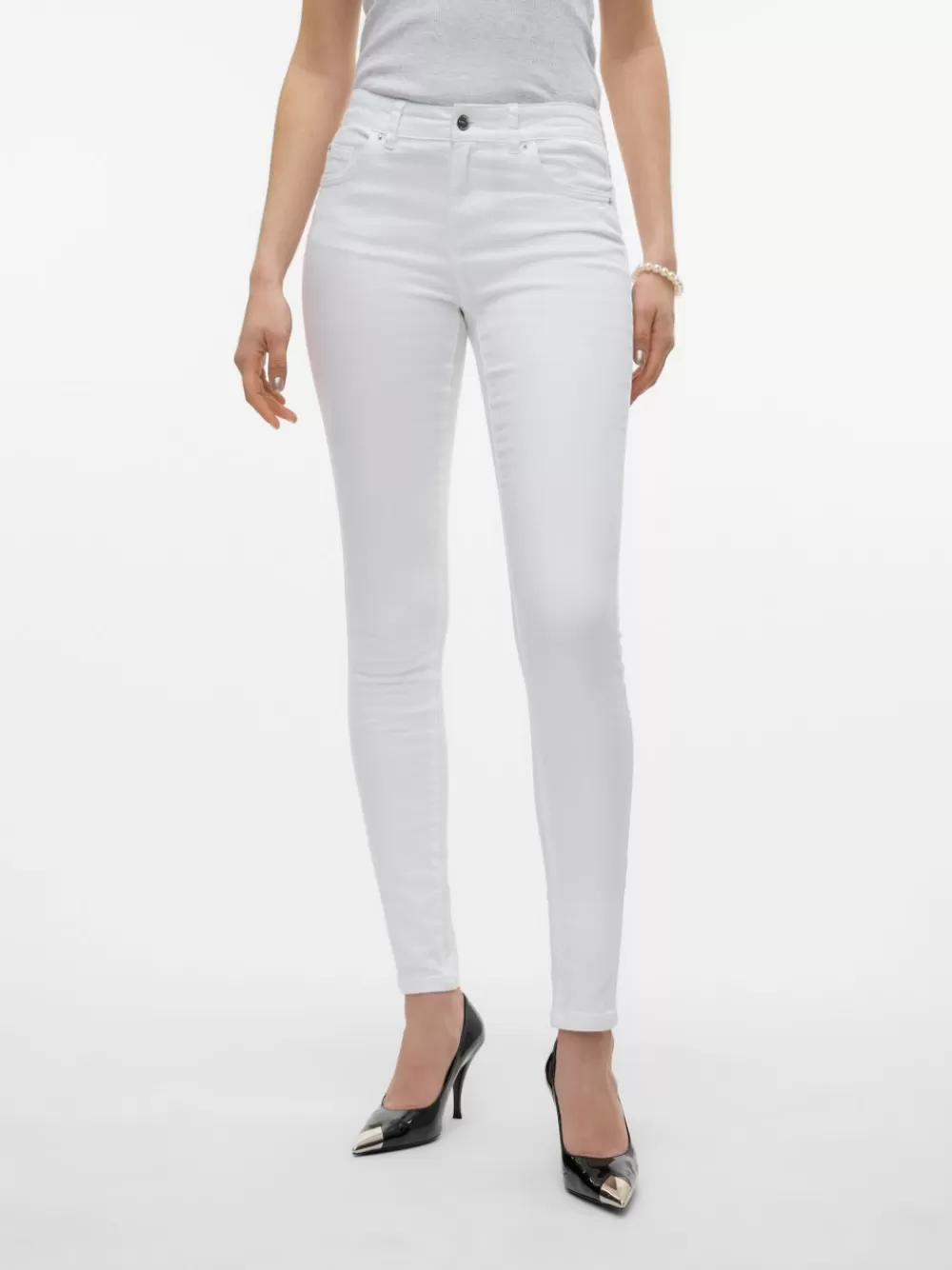 VERO MODA VMALIA Normaali vyötärö Slim fit Farkut Bright White Fashion