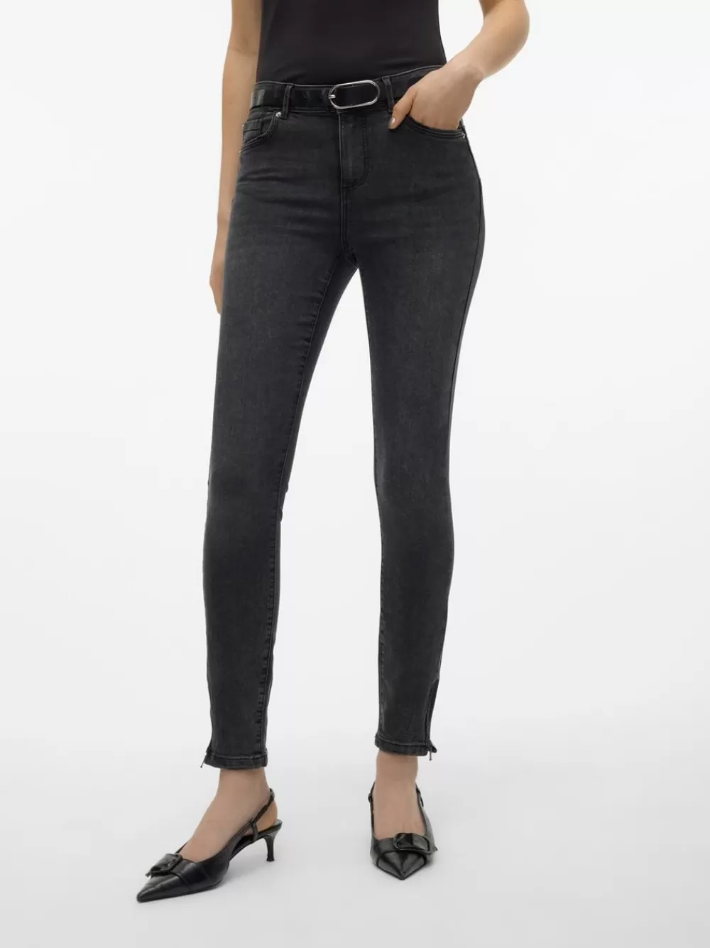 VERO MODA VMALIA Normaali vyötärö Slim fit Farkut Black Outlet
