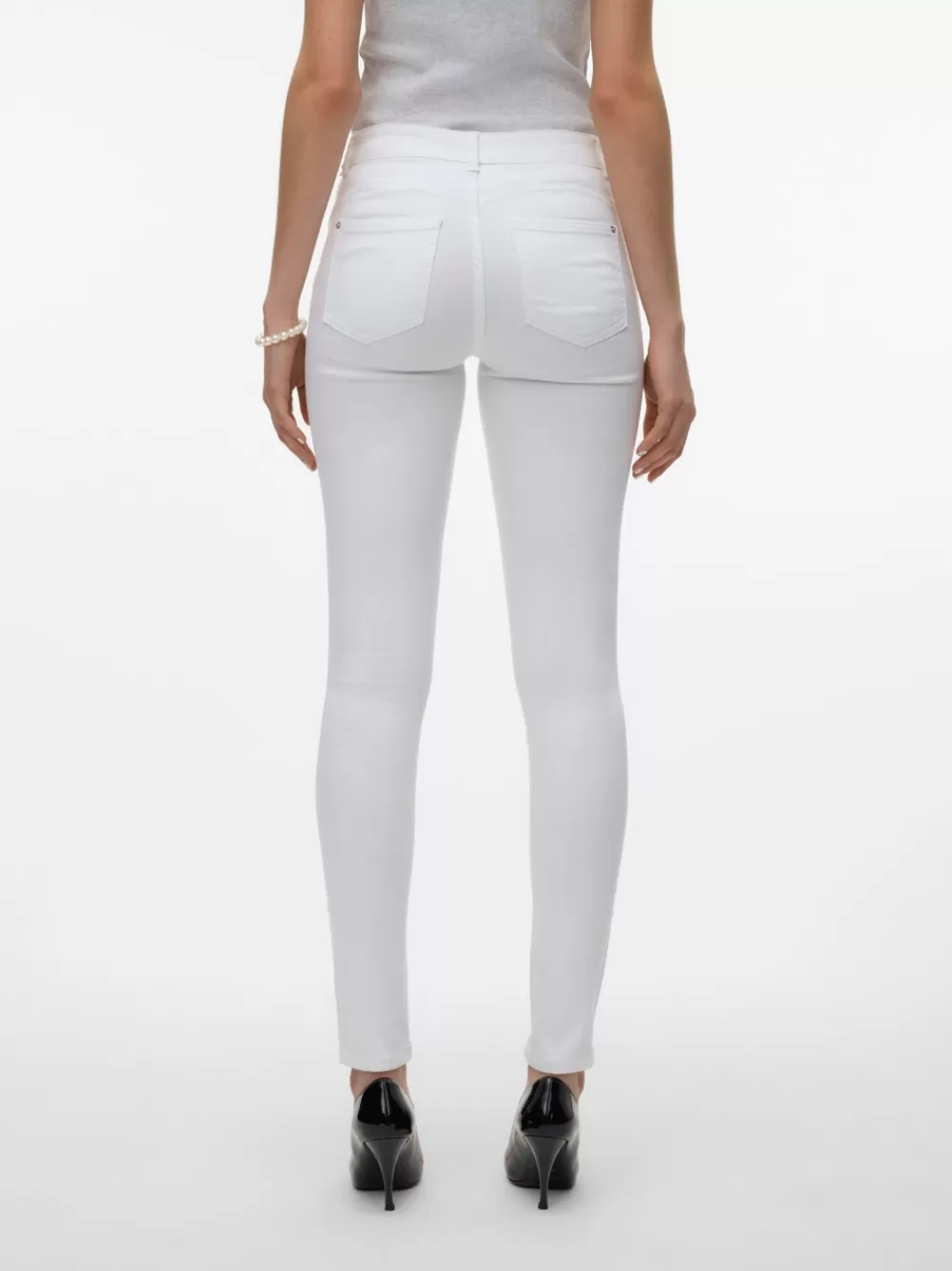VERO MODA VMALIA Normaali vyötärö Slim fit Farkut Bright White Fashion