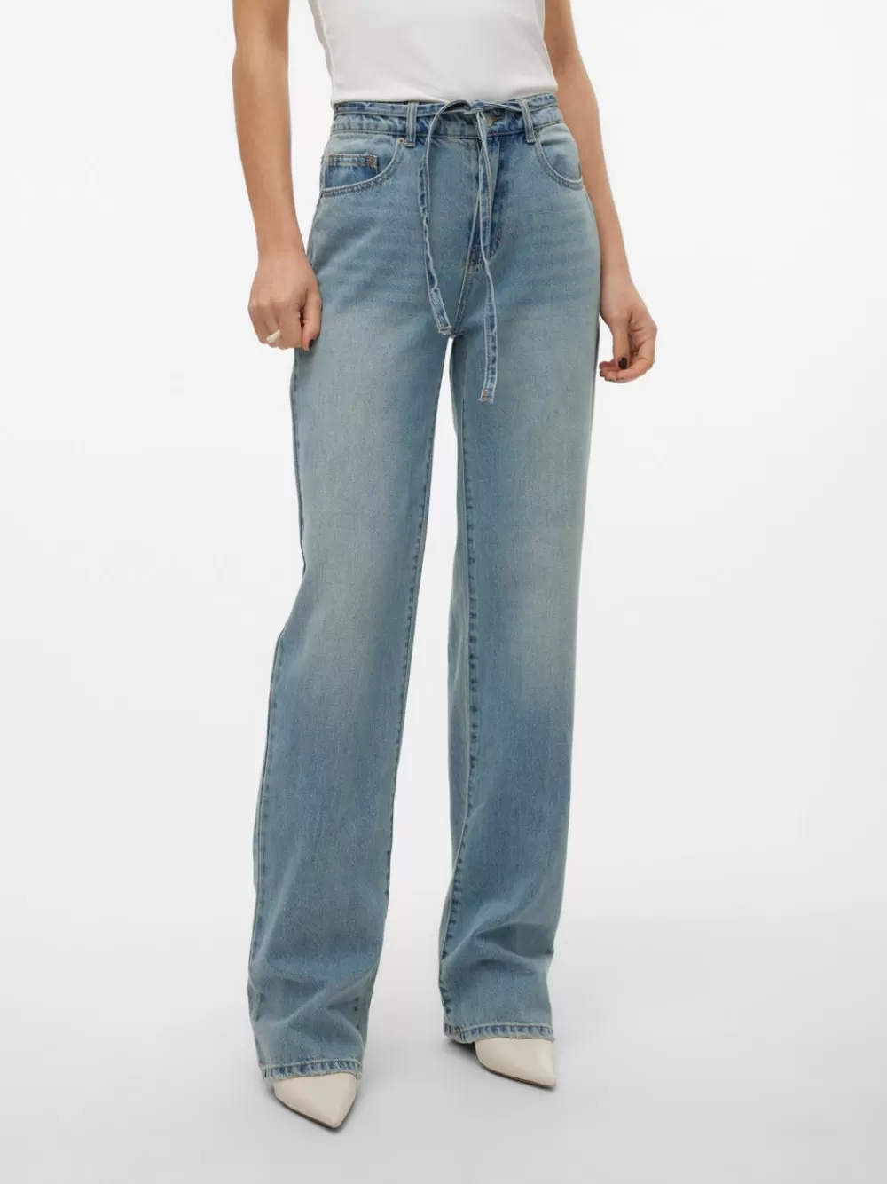 VERO MODA VMALLISON Normaali vyötärö Straight fit Farkut Medium Blue Denim Outlet