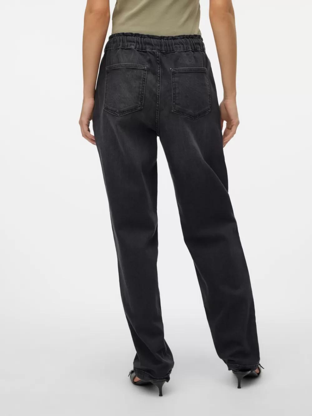 VERO MODA VMCALLIE Normaali vyötärö Loose carrot fit Farkut Black Denim Flash Sale
