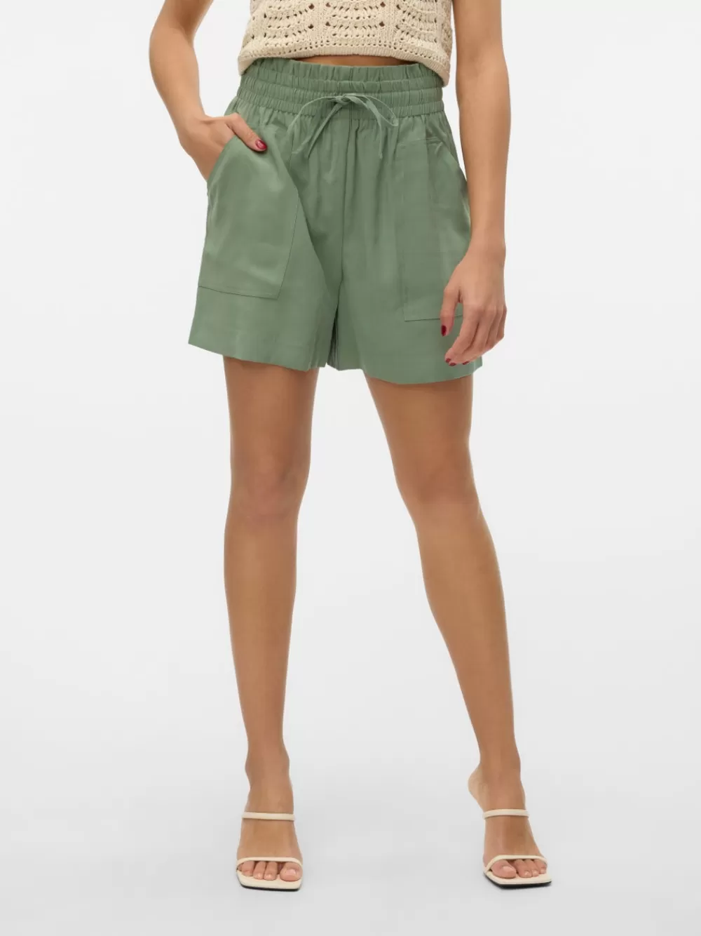 VERO MODA VMCARISA Shortsit Hedge Green Flash Sale
