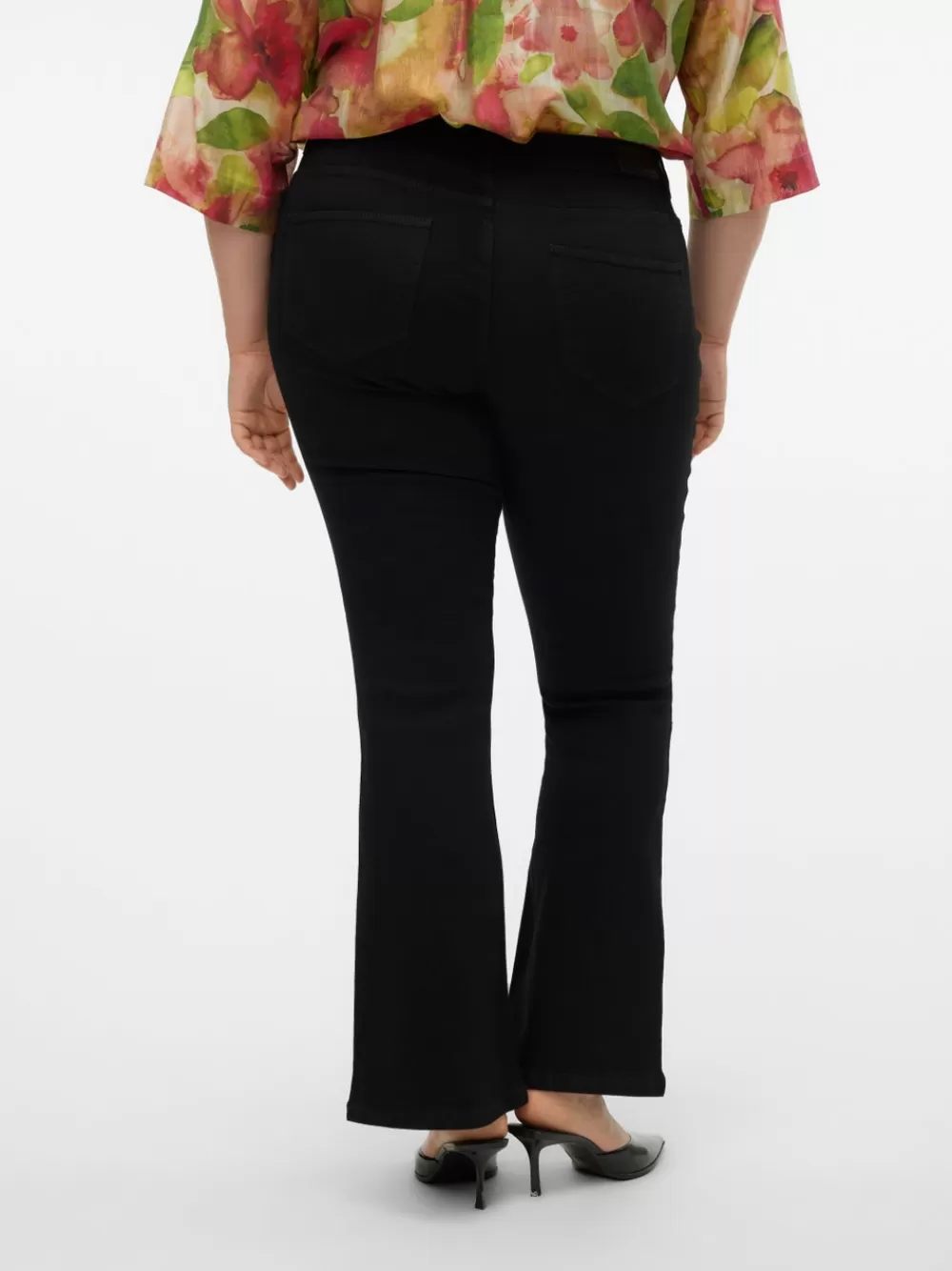 VERO MODA VMCELLY Normaali vyötärö Flared fit Farkut Black Hot