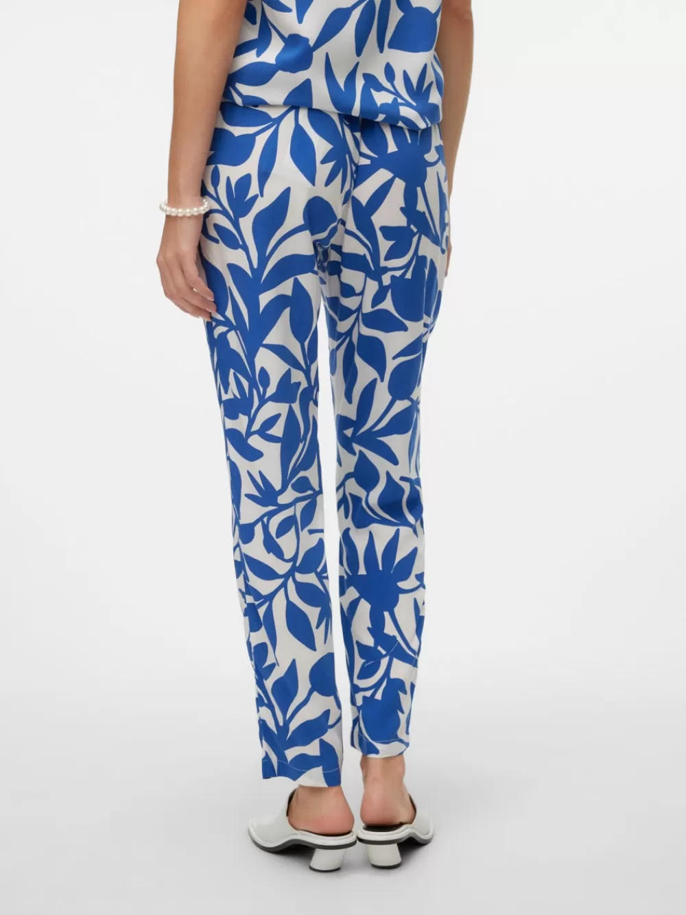 VERO MODA VMEASY Normaali vyötärö Housut Snow White Store