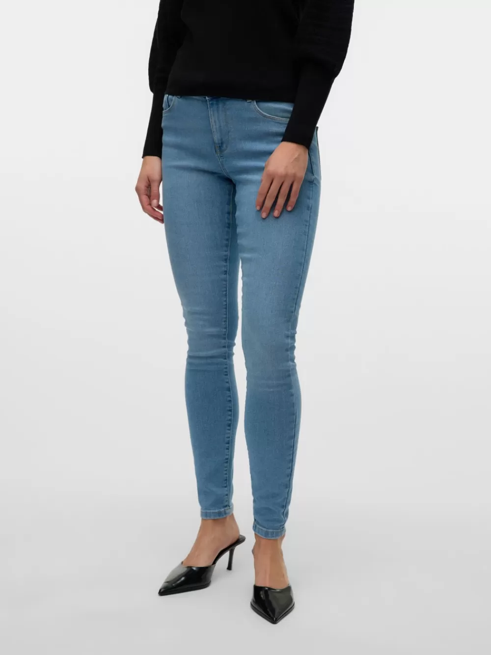 VERO MODA VMELLY Normaali vyötärö Skinny fit Farkut Light Blue Denim Outlet