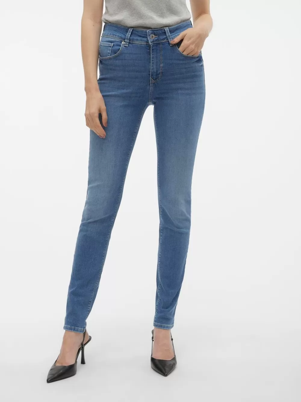 VERO MODA VMEMBRACE Normaali vyötärö Skinny fit Farkut Medium Blue Denim Outlet