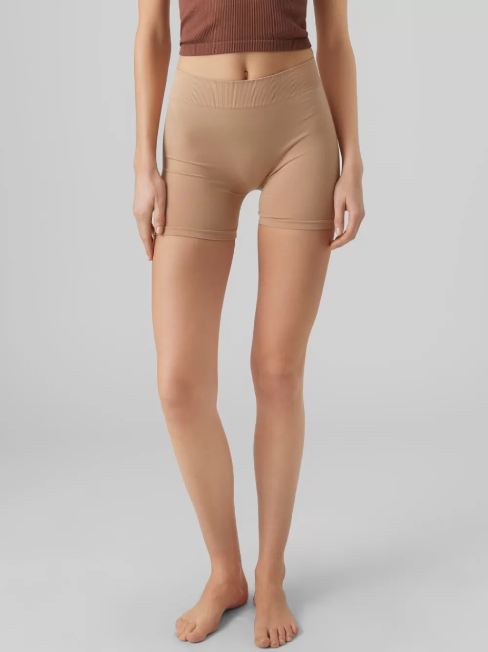 VERO MODA VMJACKIE Alusvaatteet Tan Shop