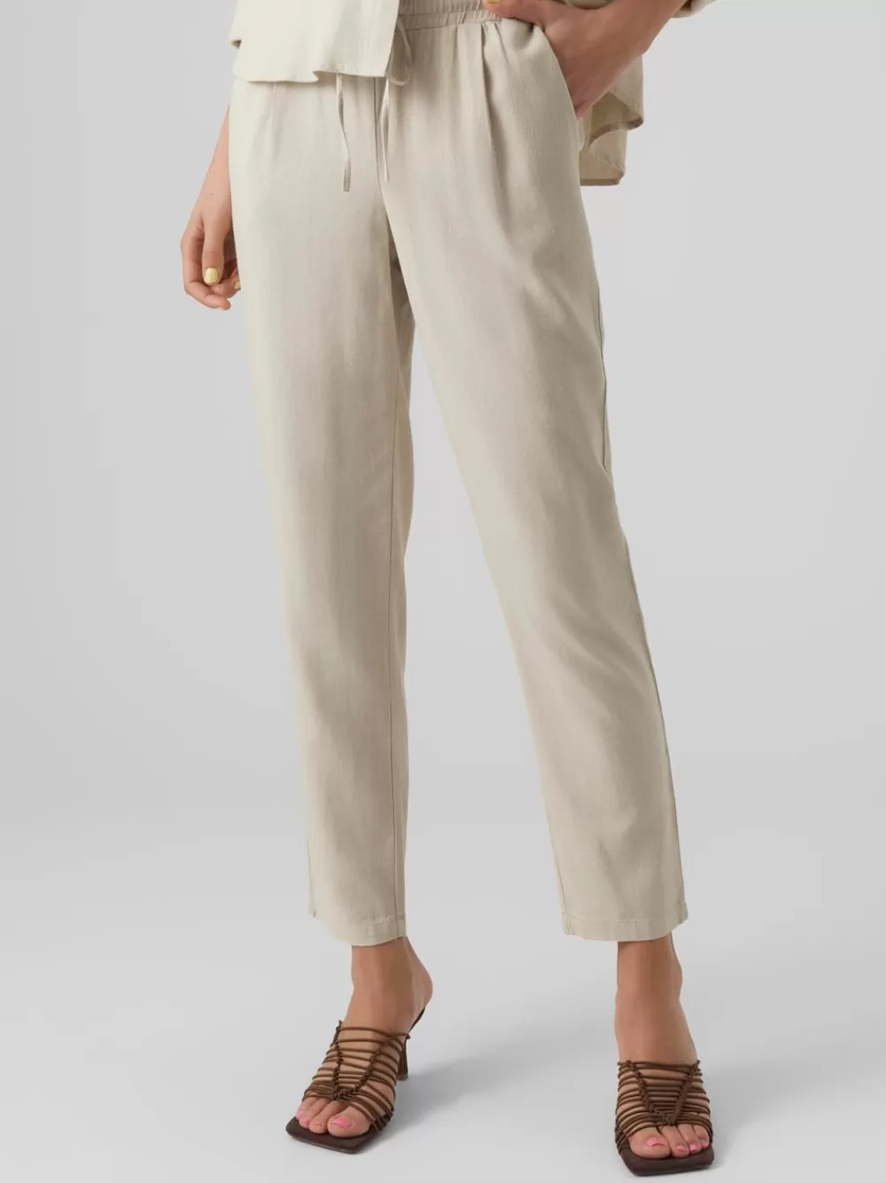VERO MODA VMJESMILO Normaali vyötärö Housut Silver Lining Best Sale