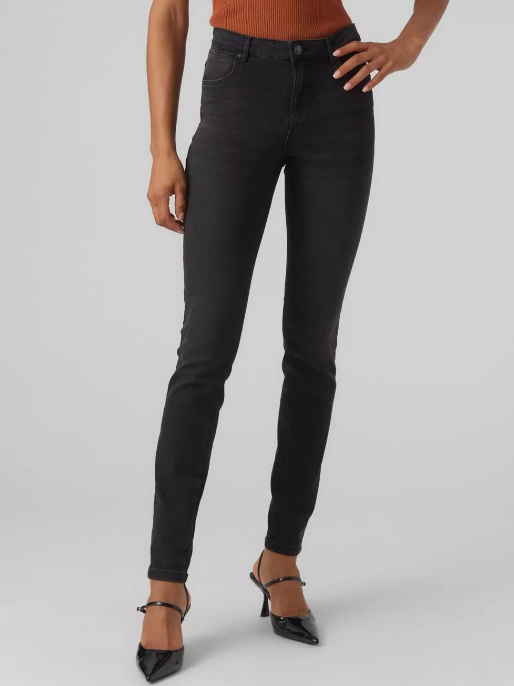 VERO MODA VMJUNE Normaali vyötärö Slim fit Farkut Black Cheap