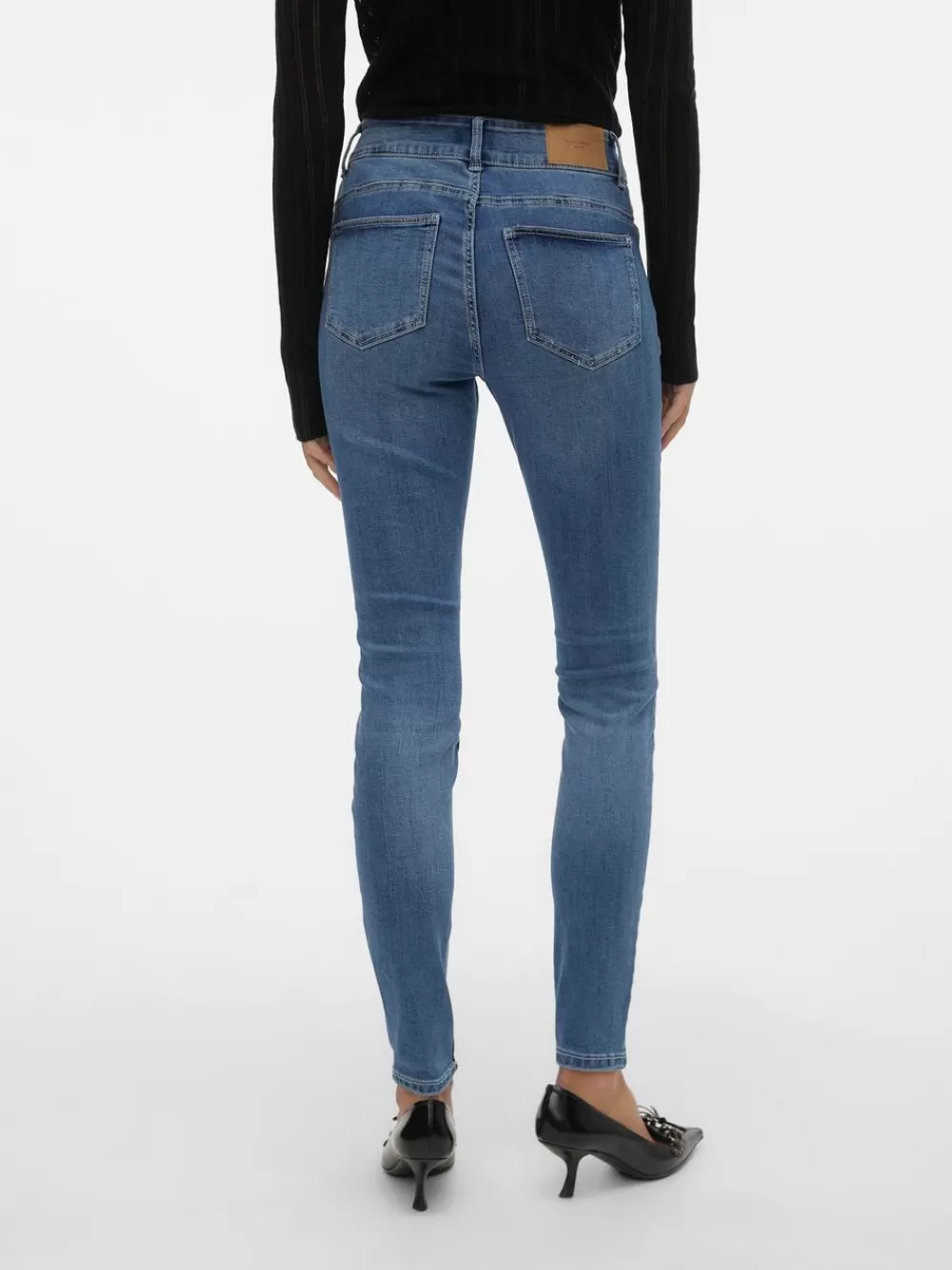 VERO MODA VMKIMMI Normaali vyötärö Slim fit Farkut Medium Blue Denim Fashion