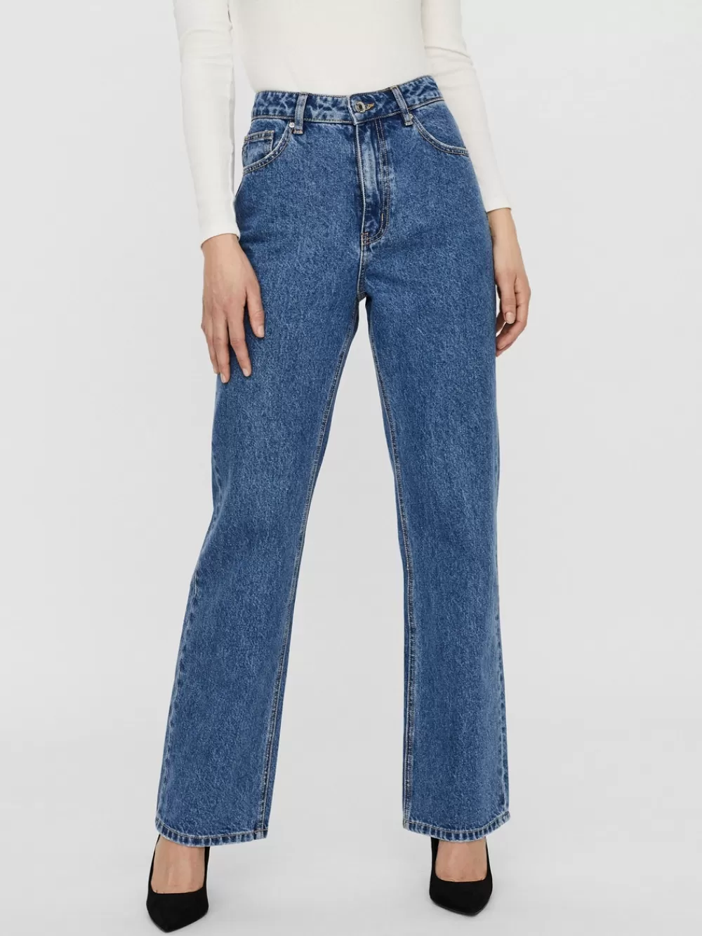 VERO MODA VMKITHY Korkea vyötärö Loose fit Farkut Medium Blue Denim Sale