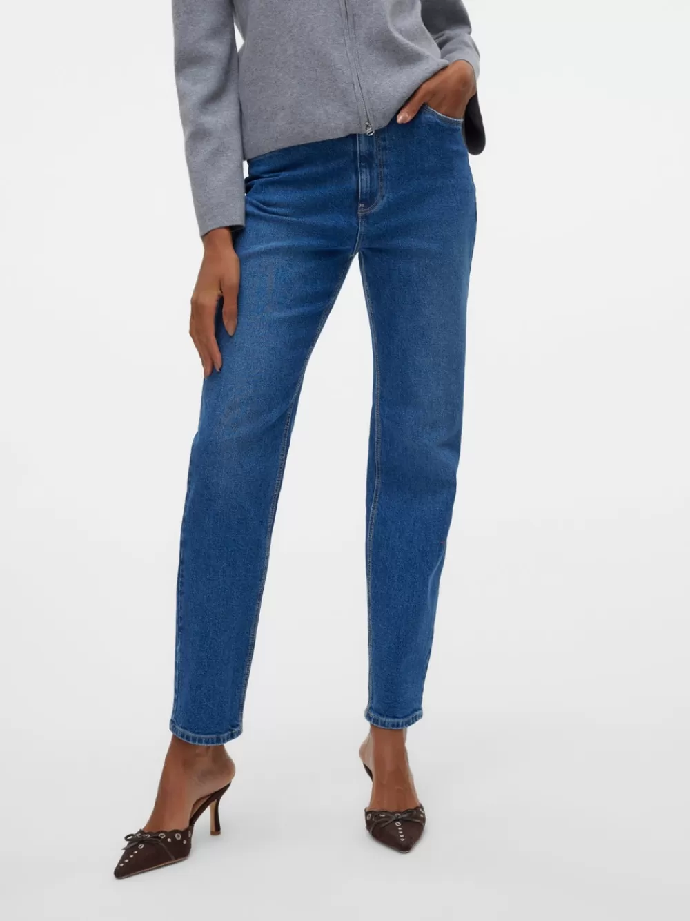 VERO MODA VMLINDA Korkea vyötärö Mom fit Farkut Medium Blue Denim Fashion