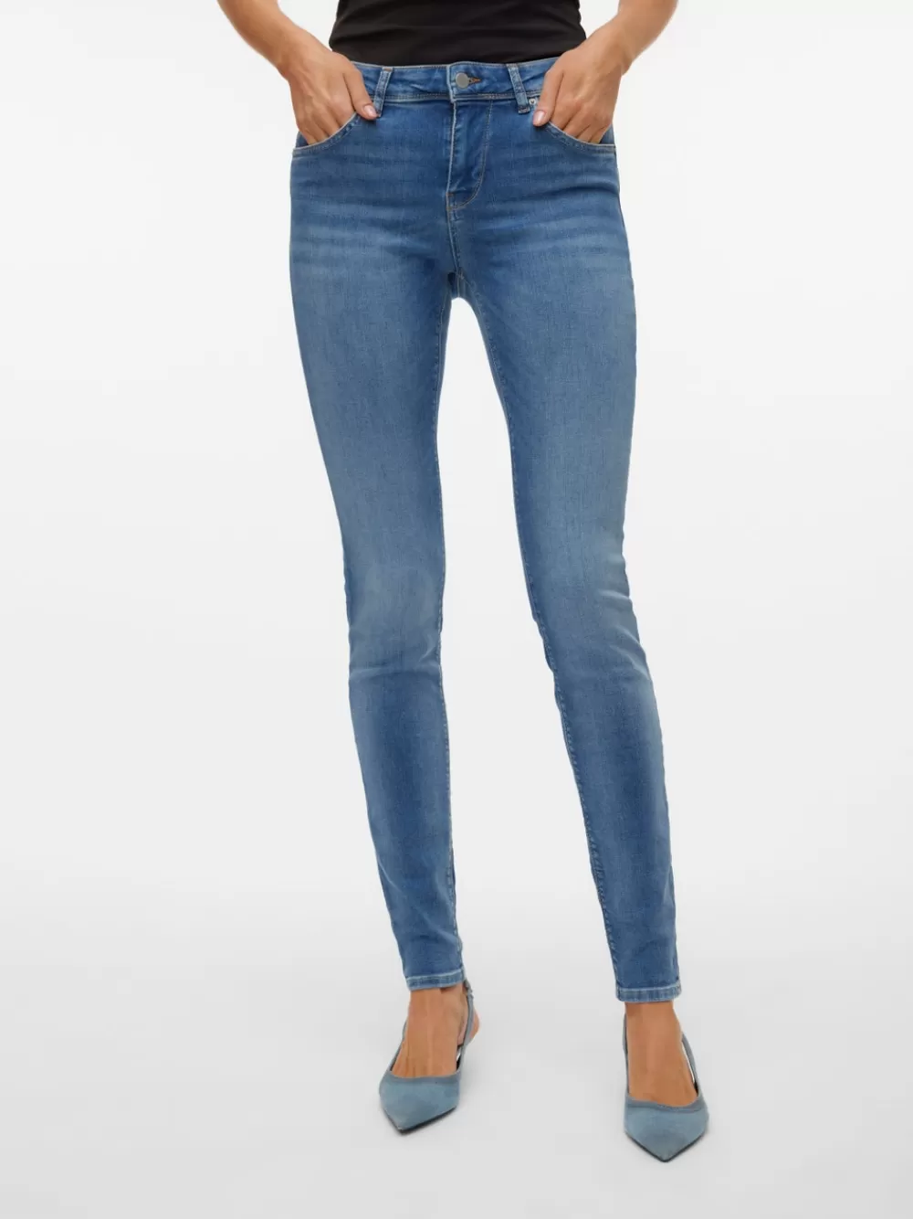 VERO MODA VMLUX Normaali vyötärö Slim fit Farkut Medium Blue Denim Sale