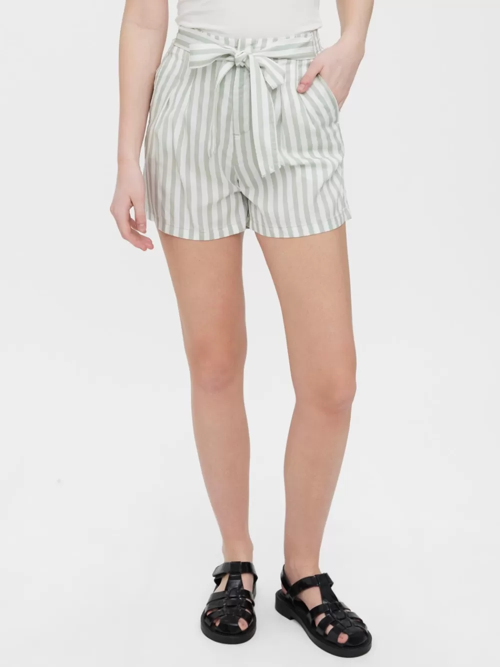 VERO MODA VMMIA Shortsit Desert Sage Sale