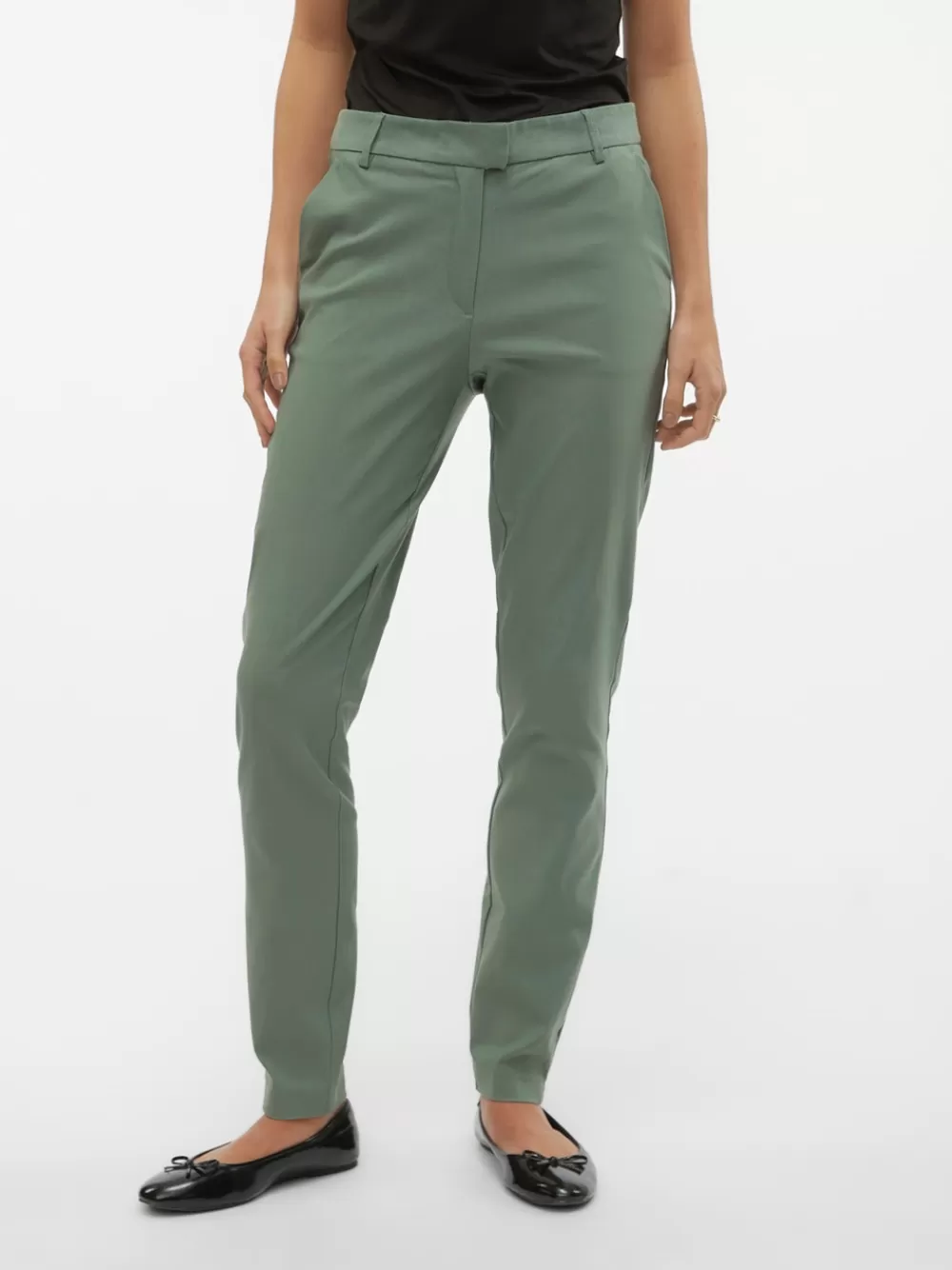 VERO MODA VMMILLE Normaali vyötärö Housut Laurel Wreath Shop