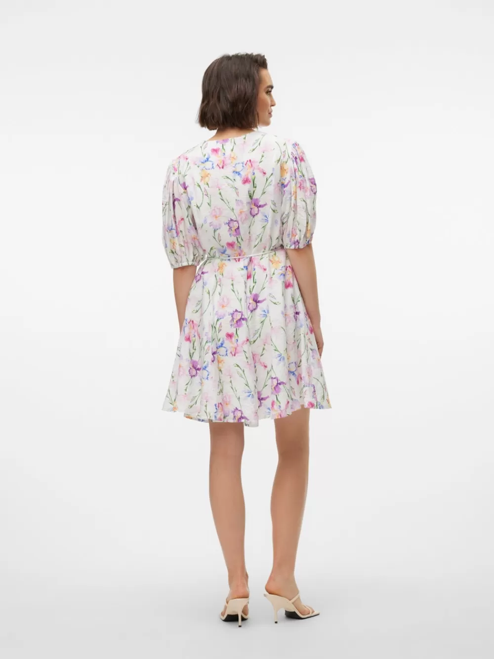 VERO MODA VMNABIAH Lyhyt mekko Snow White Hot