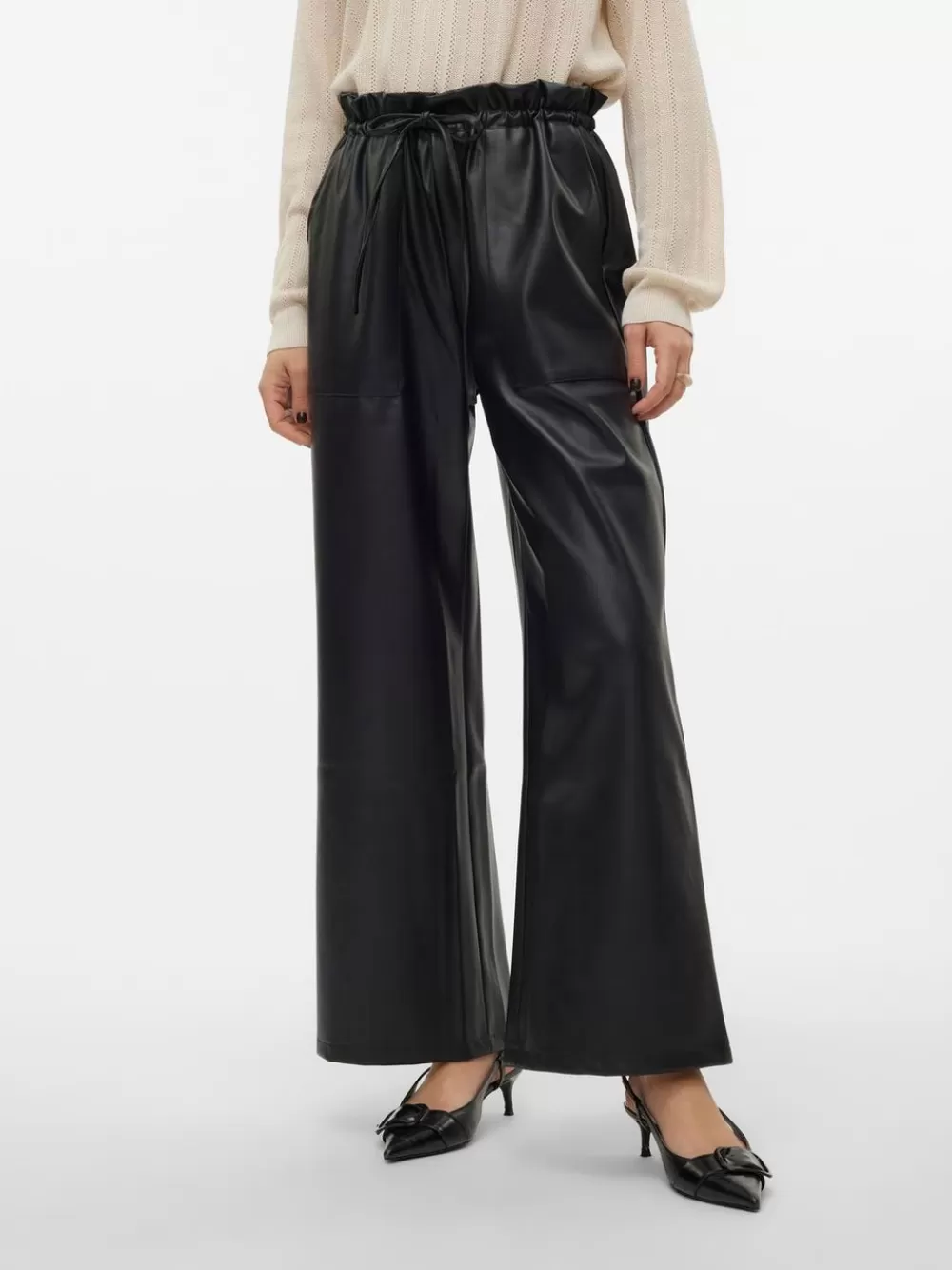 VERO MODA VMPAULINA Korkea vyötärö Housut Black Online