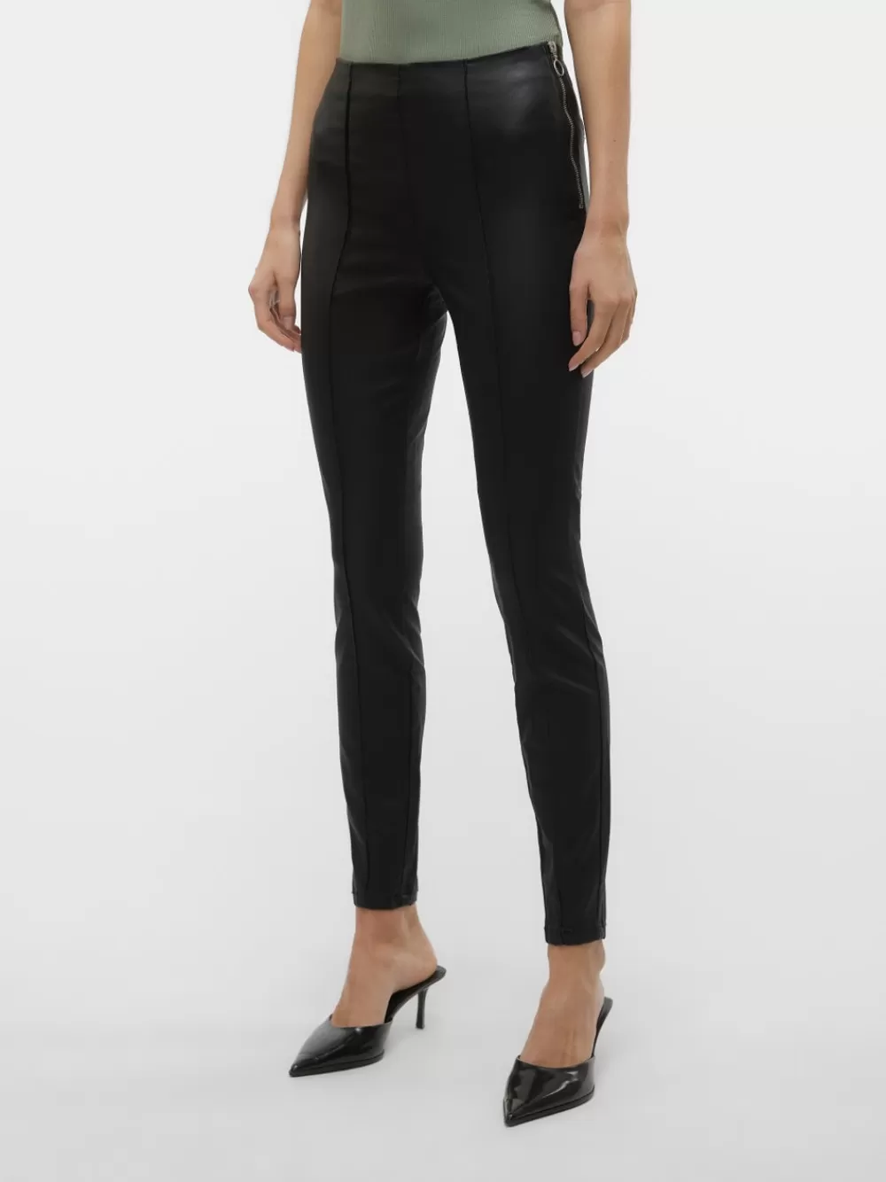 VERO MODA VMRONDA Korkea vyötärö Skinny fit Farkut Black Store