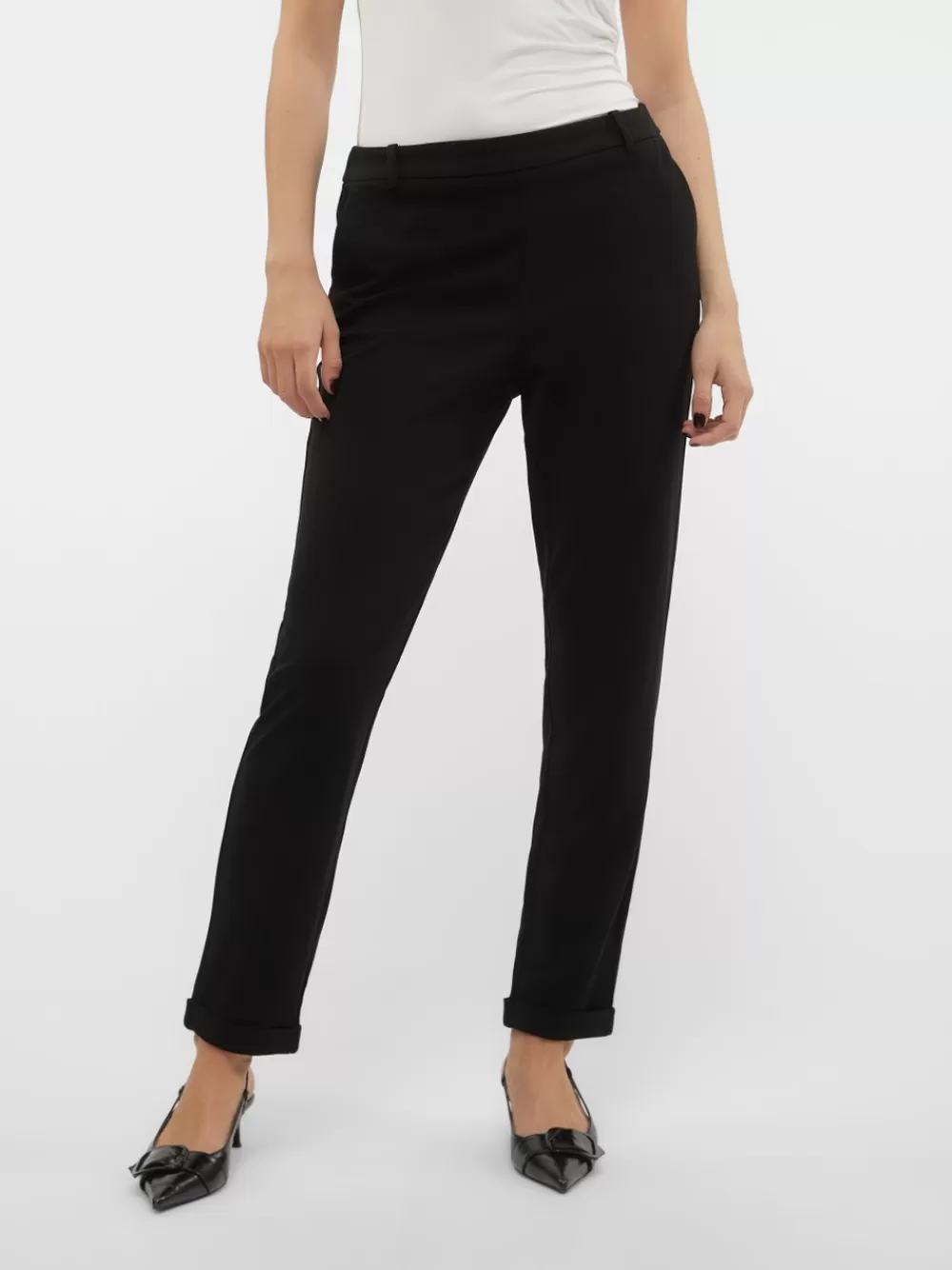VERO MODA VMSARA Normaali vyötärö Housut Black Best