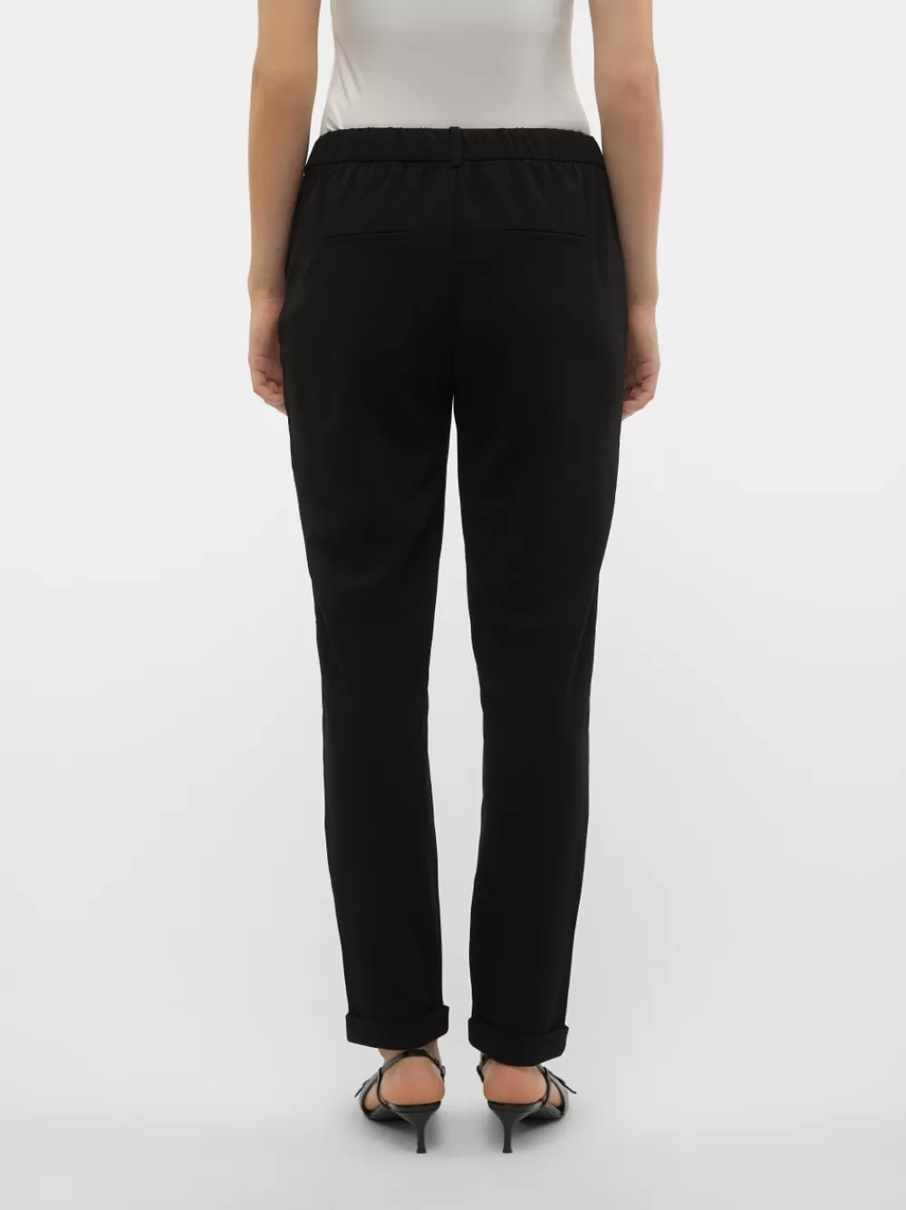 VERO MODA VMSARA Normaali vyötärö Housut Black Best