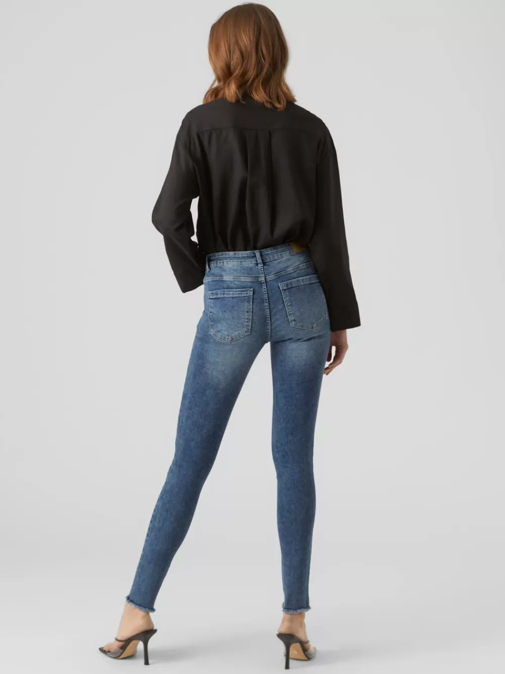 VERO MODA VMSEVEN Normaali vyötärö Skinny fit Farkut Medium Blue Denim Sale