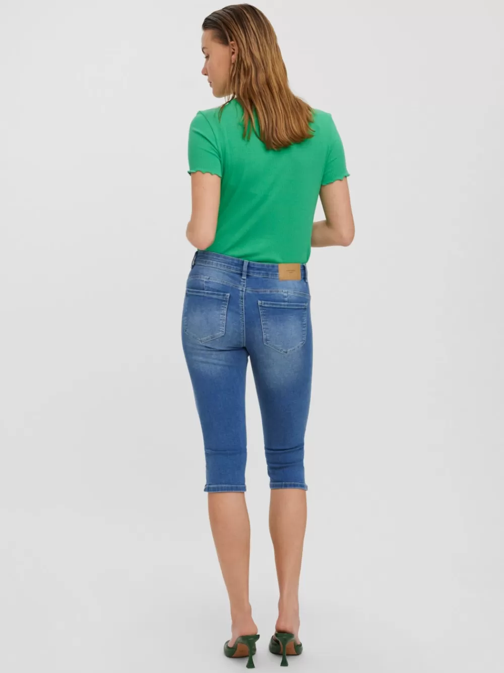 VERO MODA VMSEVEN Shortsit Medium Blue Denim Hot