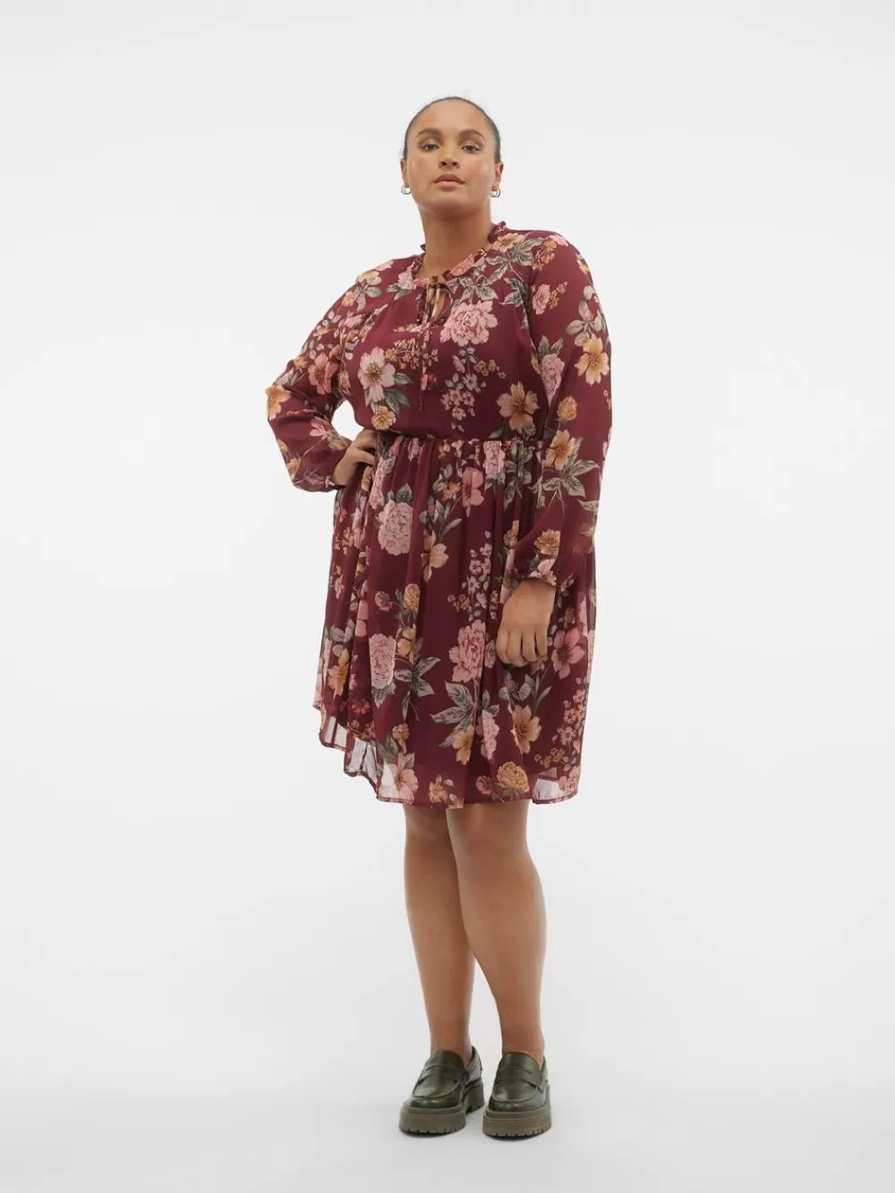 VERO MODA VMSILLA Lyhyt mekko Cabernet Discount