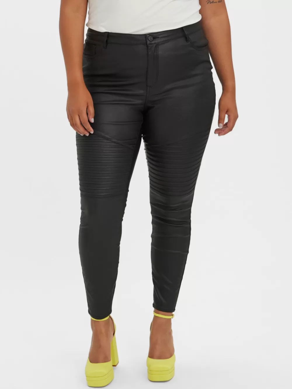 VERO MODA VMSOPHIA Korkea vyötärö Housut Black Outlet