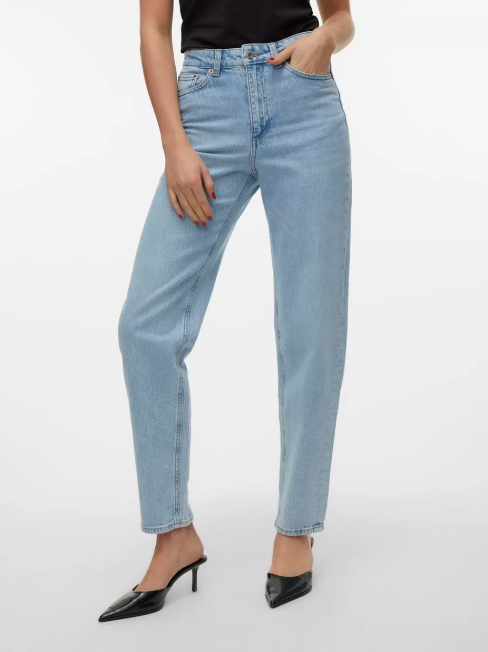 VERO MODA VMTESSA Korkea vyötärö Mom fit Farkut Light Blue Denim Store