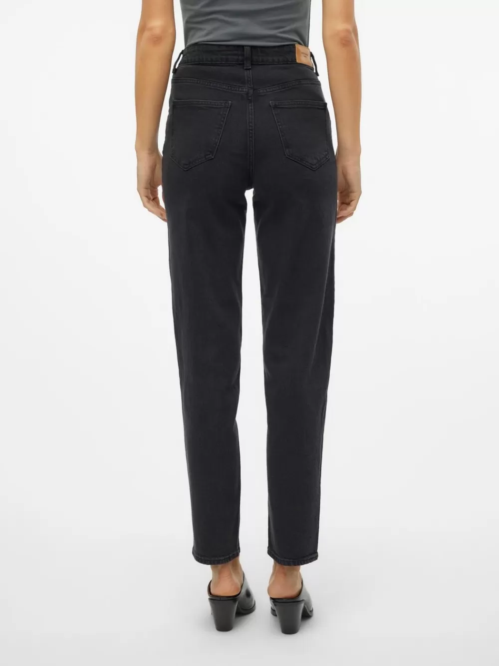 VERO MODA VMTESSA Korkea vyötärö Mom fit Farkut Dark Grey Denim Cheap