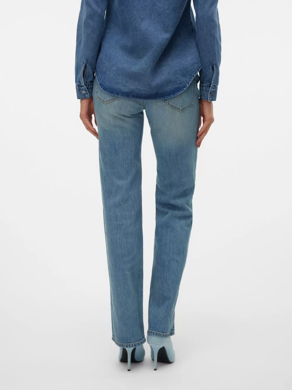 VERO MODA VMTESSA Korkea vyötärö Straight fit Farkut Medium Blue Denim Fashion