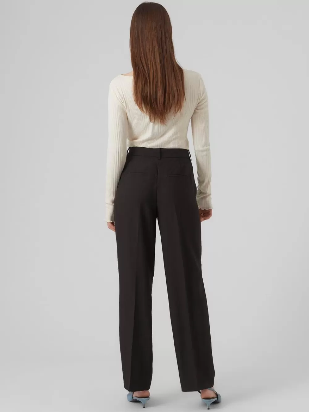 VERO MODA VMTESSLIVA Normaali vyötärö Housut Black Online