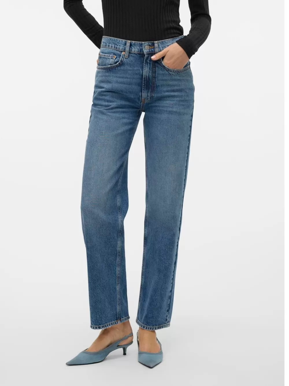 VERO MODA VMVALERIE Normaali vyötärö Relaxed fit Farkut Medium Blue Denim Cheap