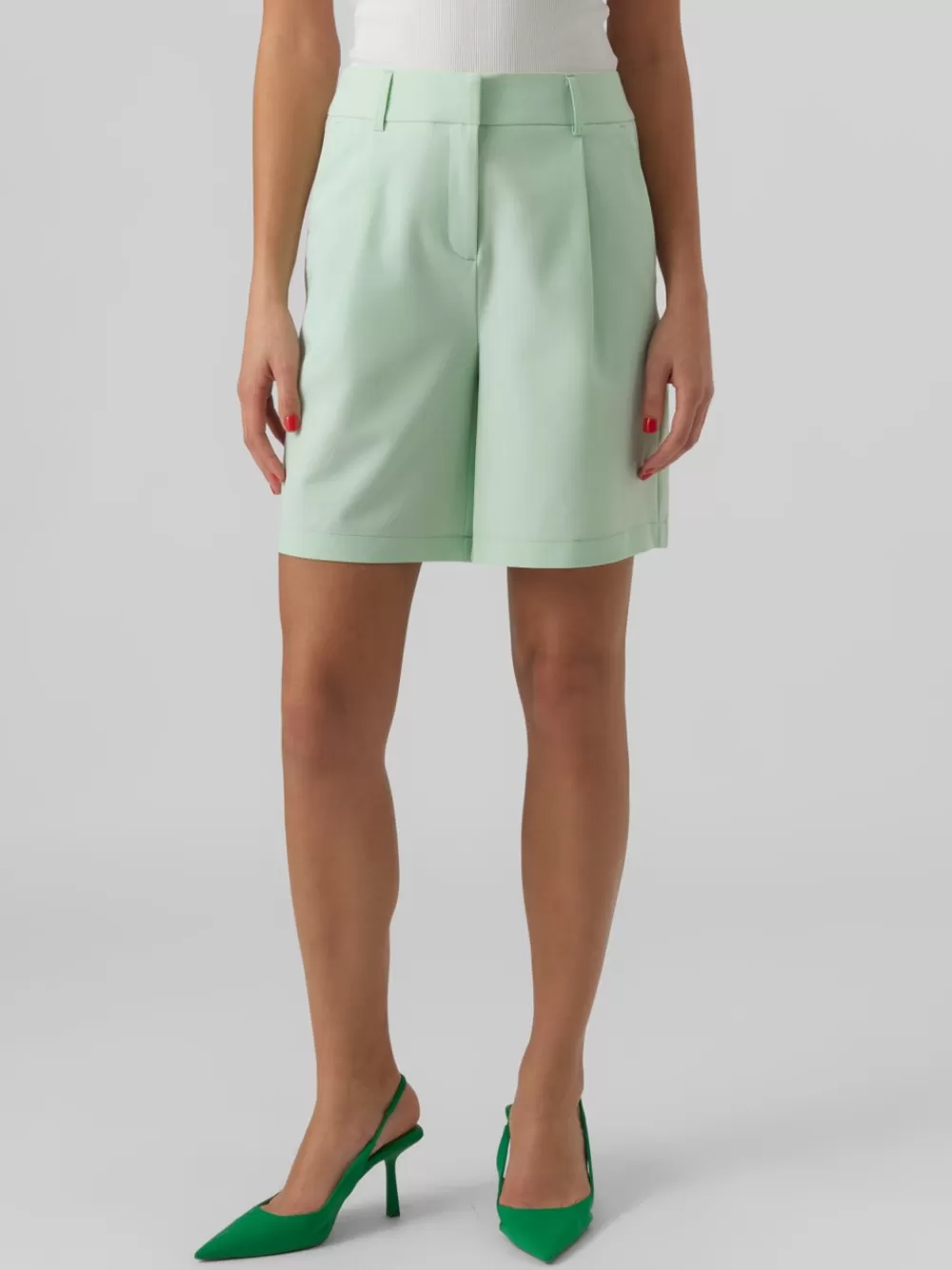 VERO MODA VMZELDA Shortsit Mist Green Sale